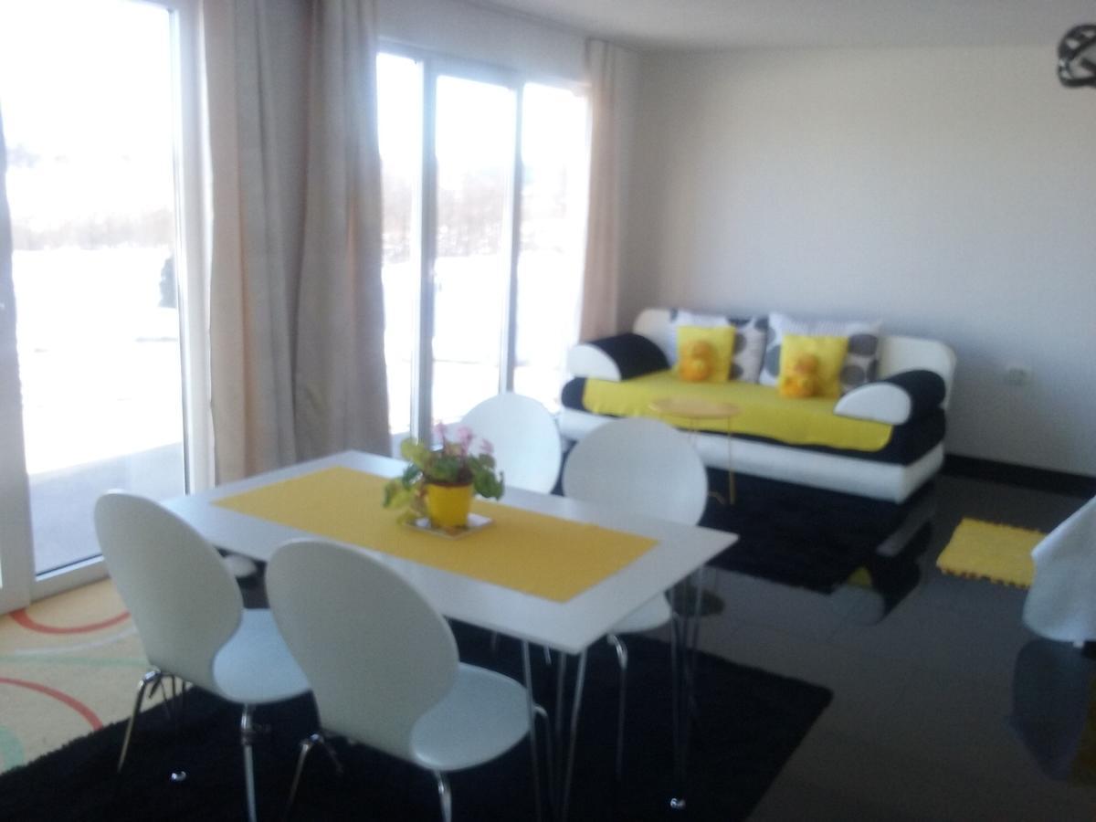 Apartment Melissa Раковица Екстериор снимка