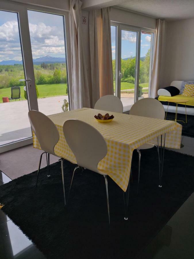 Apartment Melissa Раковица Екстериор снимка