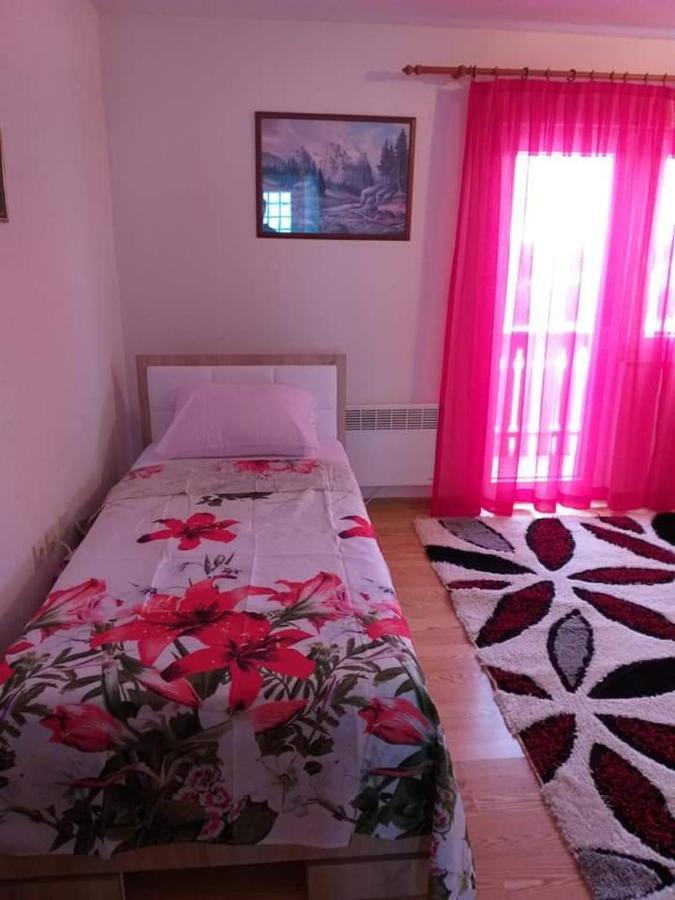 Apartment Melissa Раковица Екстериор снимка