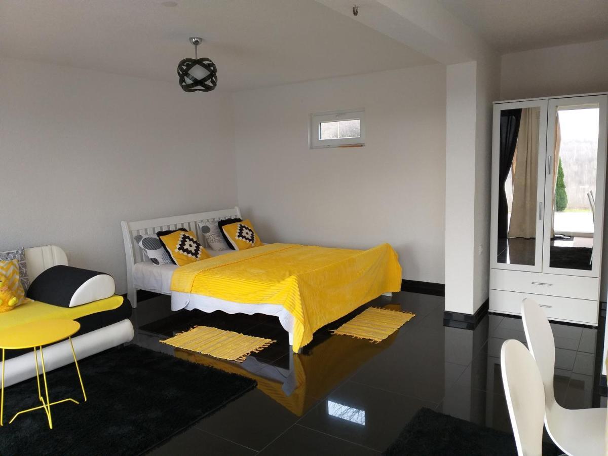 Apartment Melissa Раковица Екстериор снимка